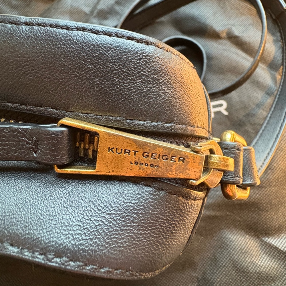 Kurt Geiger Black Quilted Kensington Leather Crossbody - Picture 6 of 6